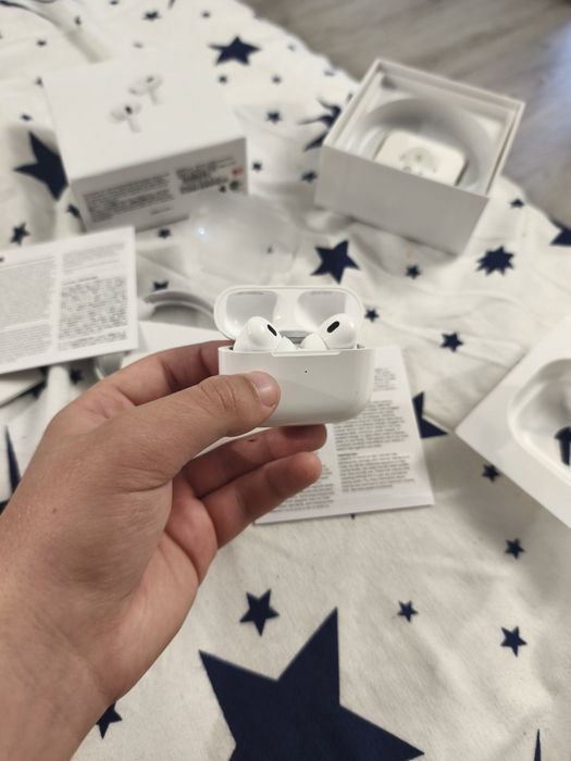 Airpods pro 3 noi