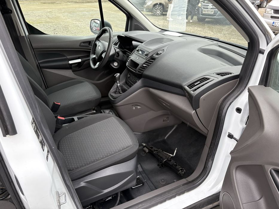 Ford tranzit conect maxi
