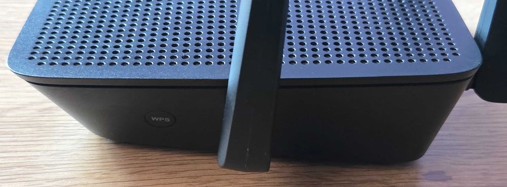 Рутер: Linksys EA8300 Max-Stream AC2200