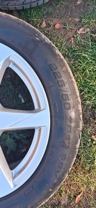 Продавам комплект алуминиеви джанти за Ауди