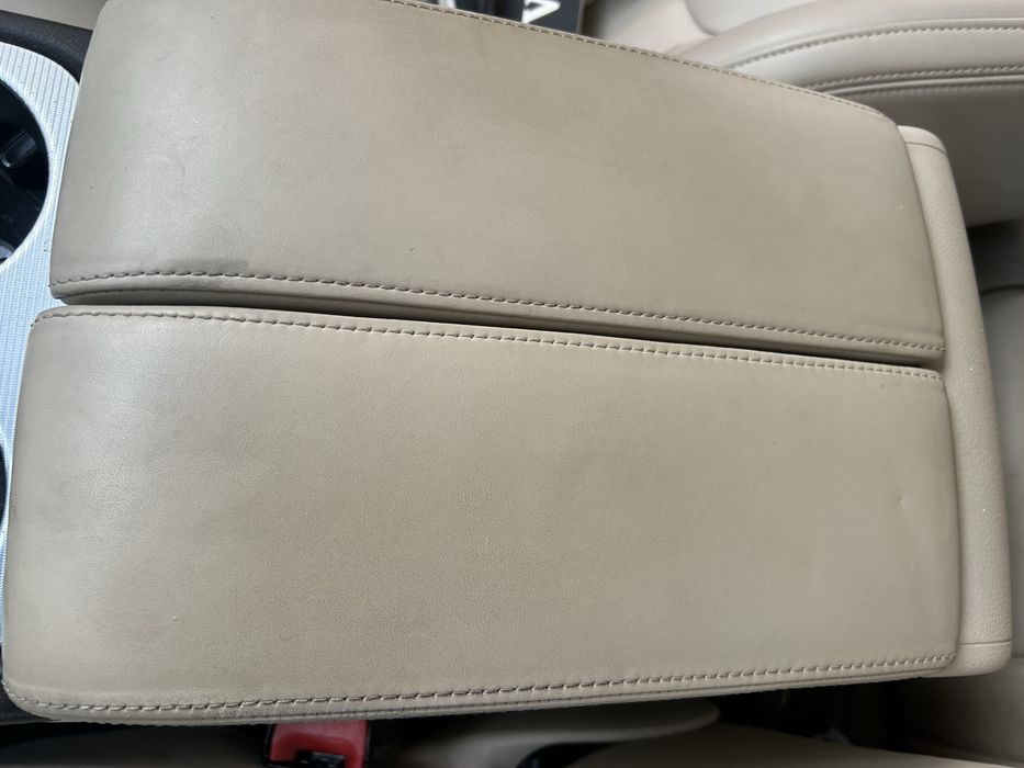 Capace  cotieră Volkswagen Touareg 7P