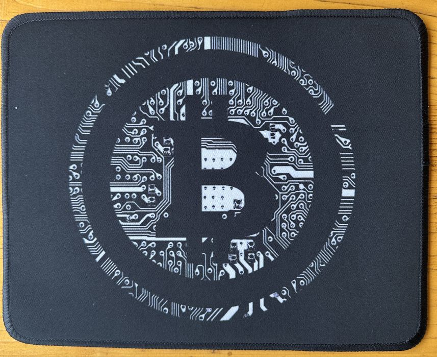 Подложка за мишка Биткойн в различки разцветки