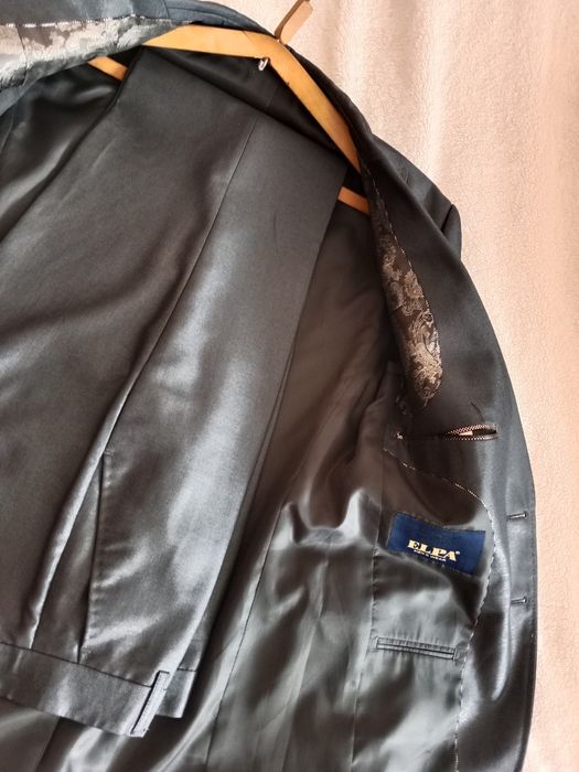 Продам мужской костюм