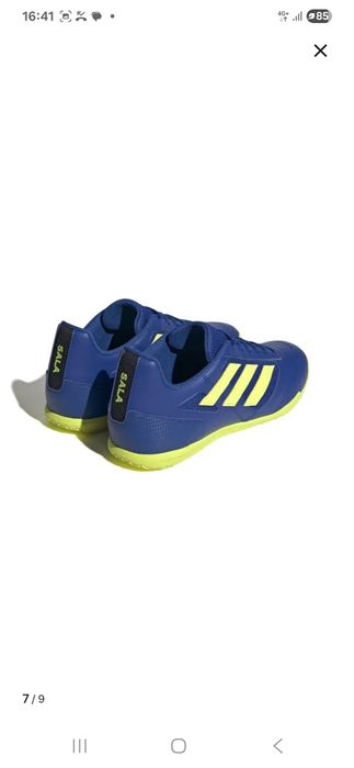 Продаётся футбольная кроссовка