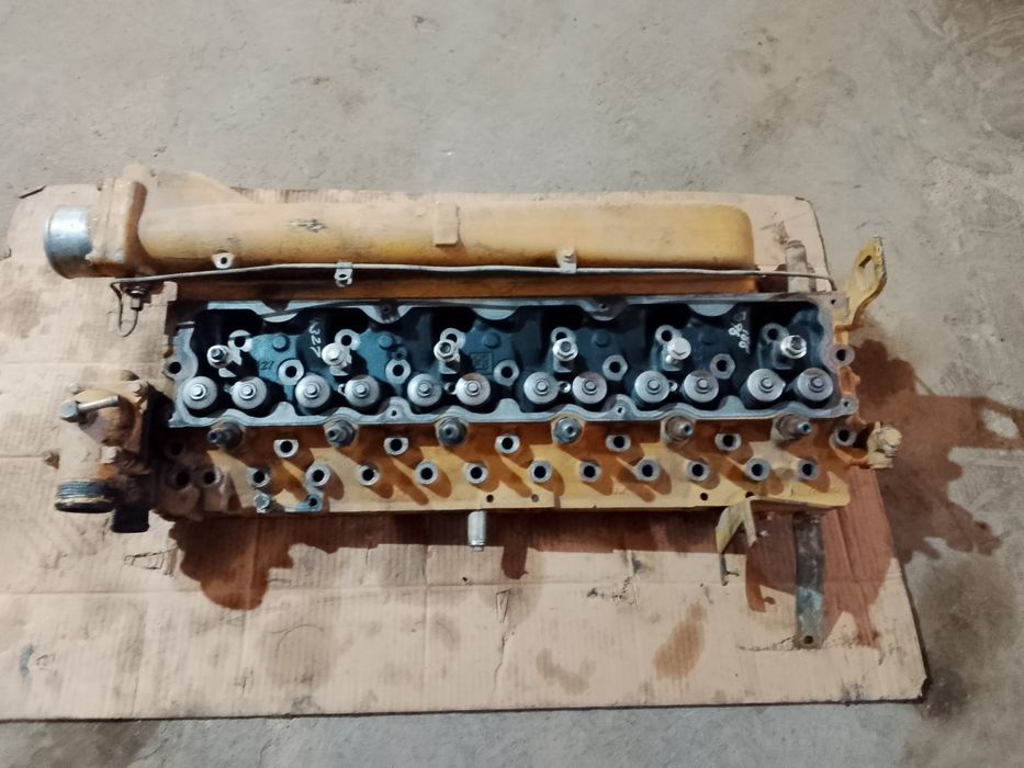 ГБЦ Двигатель caterpillar 3056