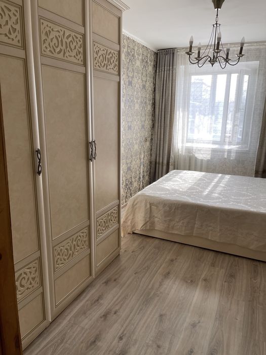 Срочно продам спальный гарнитур!