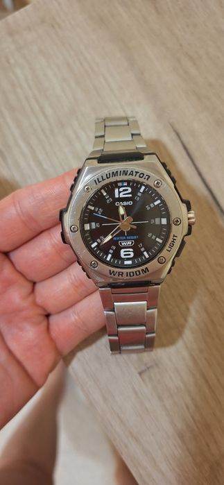 Мъжки часовник Casio- 30 €