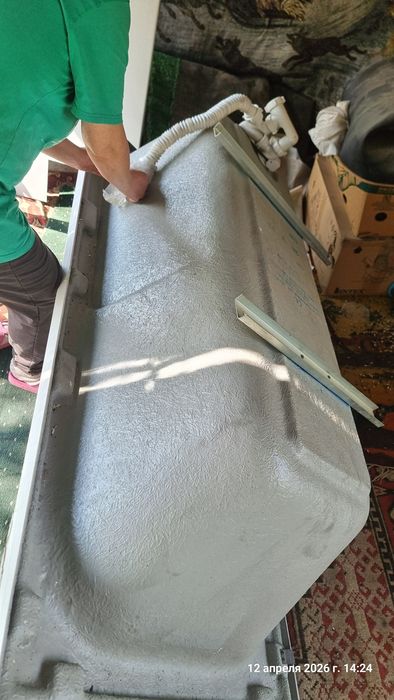 Продам Ванну белую