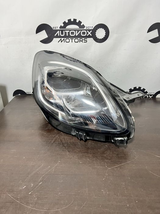 Far dreapta led si halogen Ford Puma an de la 2019