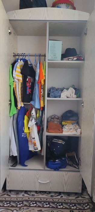 Детский кроват ва шкаф