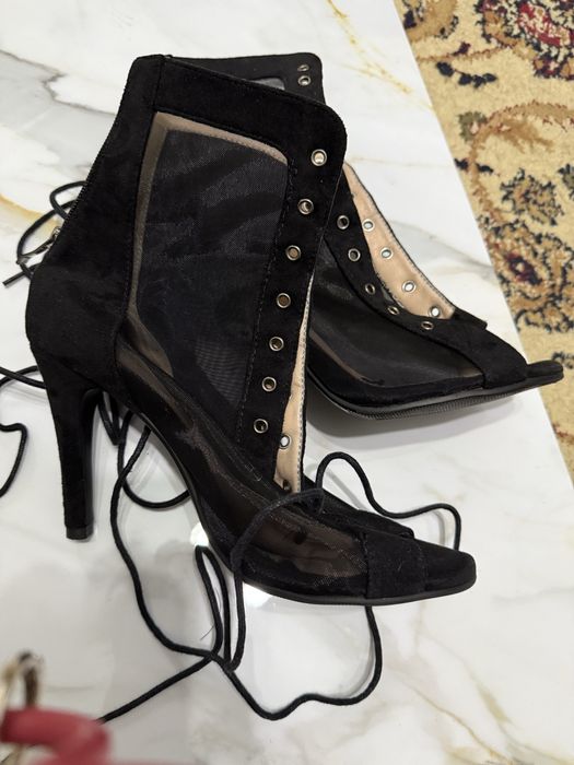 Туфли High Heels 39 р