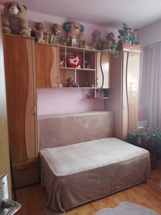 Vând apartament cu 2 camere in Abrud