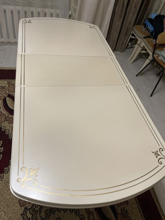 Стол гастинный большой