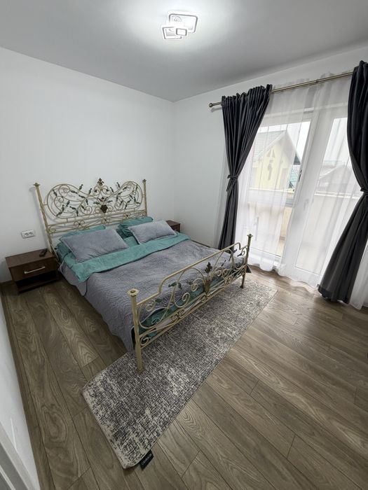 Apartament de inchiriat ,2 camere ,strada Toamnei nr 30,Negociabil