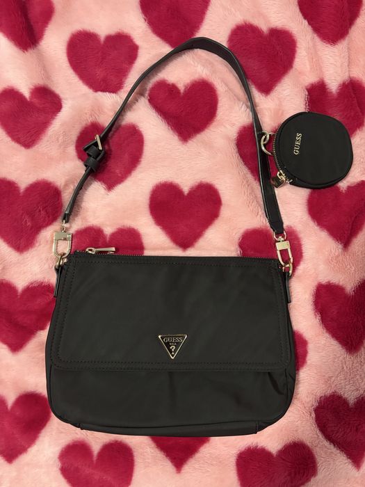 Geantă Guess Neagră