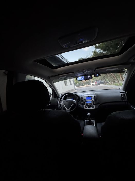 Hyundai i30 qora