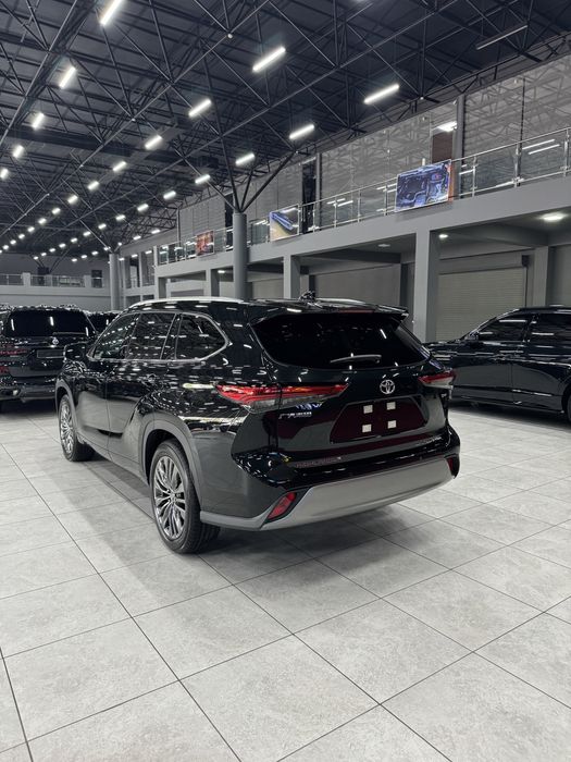 Toyota Highlander Limited Restylng!!!nalichi!!!