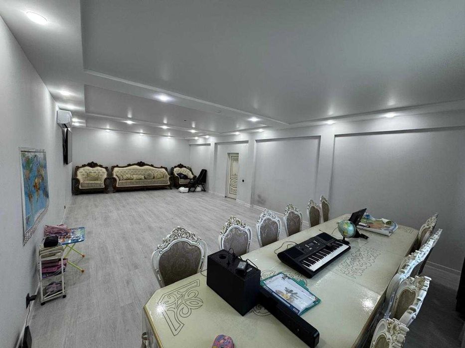 Продам Коттедж на 8 микрорайоне