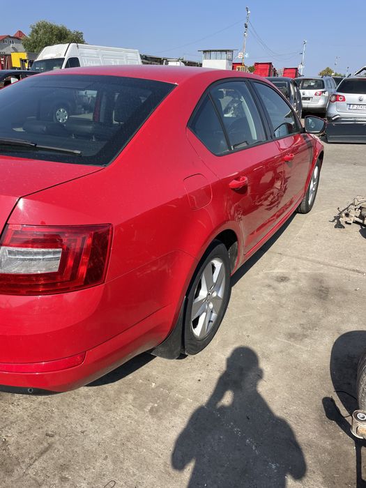 Dezmembrez Skoda ovcatia 3