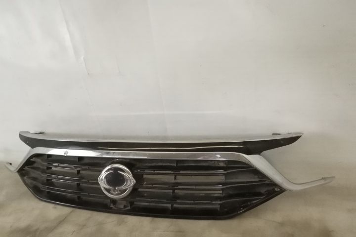 Grila Centrala Originala In Stare Buna SsangYong Rexton Y400 2017 2018