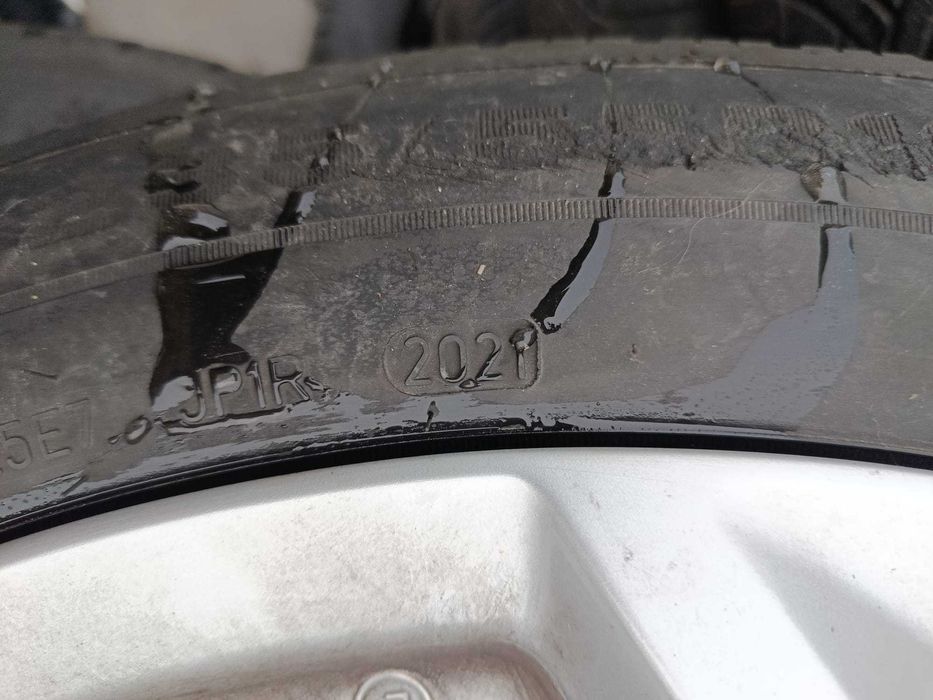 Jante Roti Dezent Volvo XC 90 Cauciucuri  Iarna 235 55 19