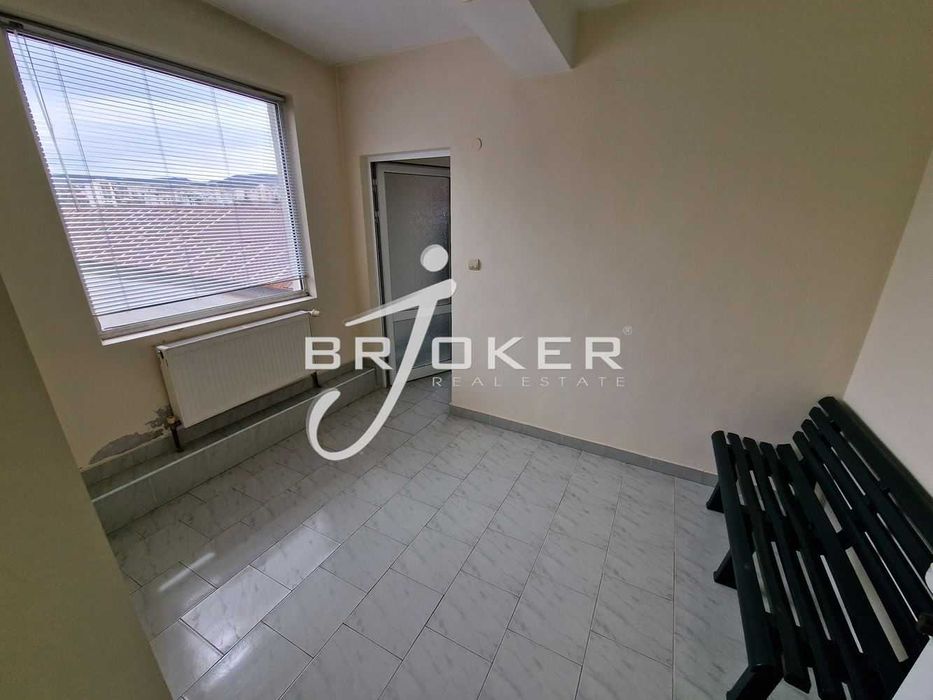 Продава се Промишлена сграда в Кърджали, Център - 1092 кв.м за 1000 €/кв.м - Снимка #10