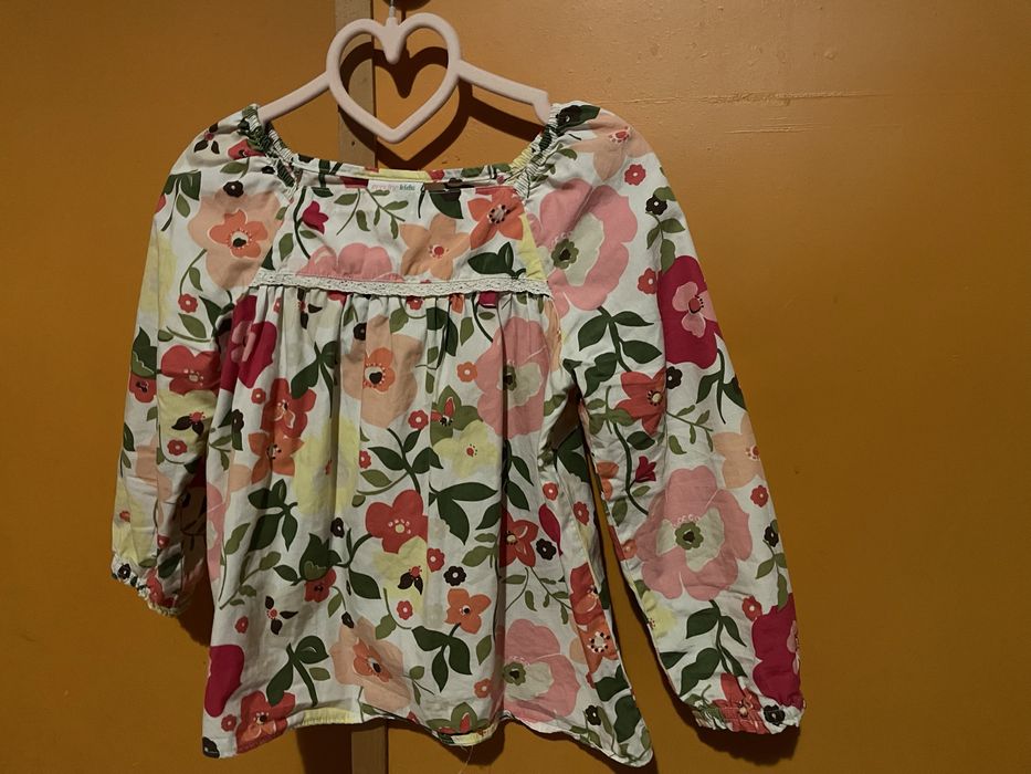 Дрехи за момиче 3-4 години, 104 см. официални рокли, гащеризон, дънки