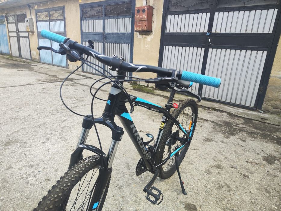 Vând  Bicicleta Kross Hexagon 5.0