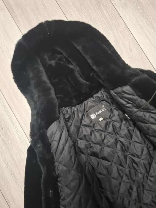 Geaca dama neagra cu blana artificiala