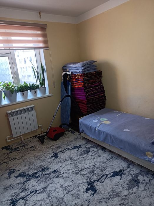 Дом сотилади отчопарда 2 хона 2 чи этажда