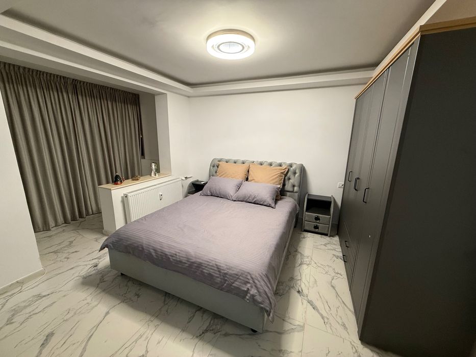 Inchiriez garsoniera hotelier