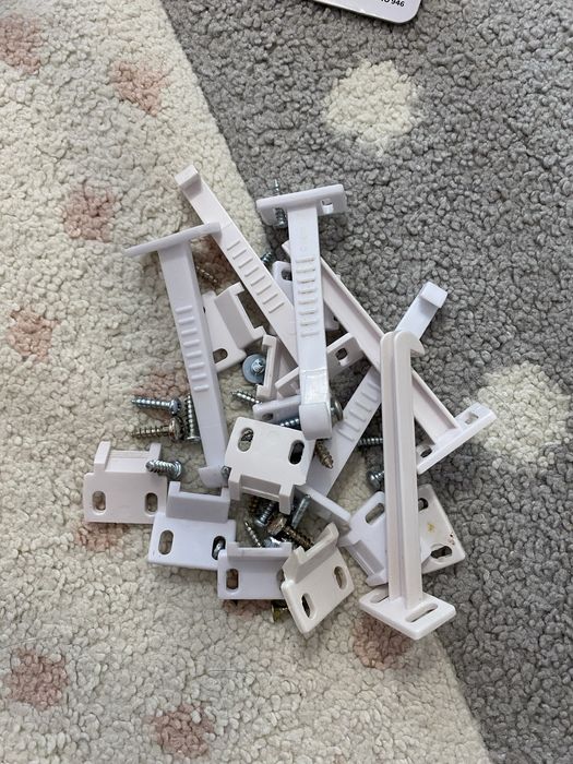 Blocatoare usi protectie copii