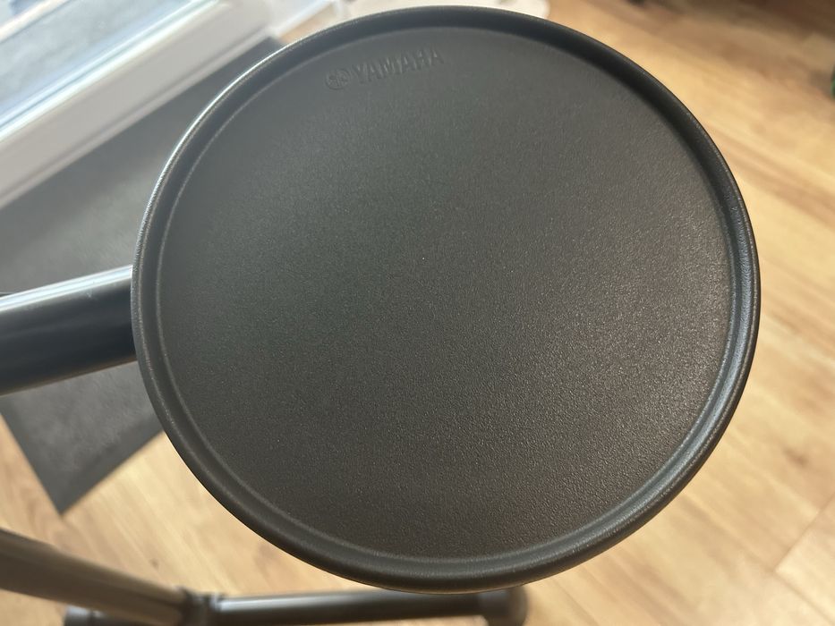 Ofer spre vanzare set de tobe electronice Yamaha DTX430, stare perfect