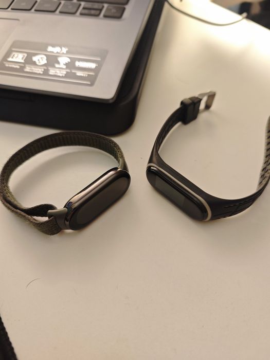 Mi band 8 и mi band 4