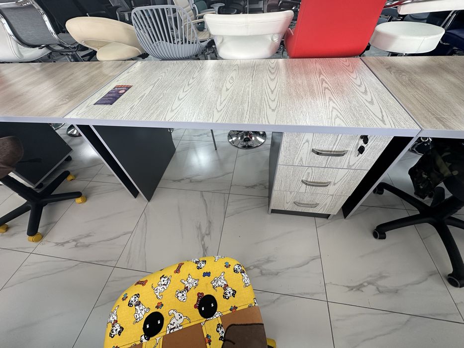 Офисная мебель столе и шкафе на любому размеру