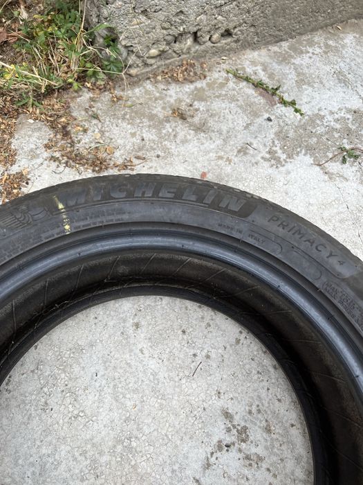 Vand 4 caucicuri vara 225/50 17 2buc Michelin primacy 4 si 2buc Dunlop
