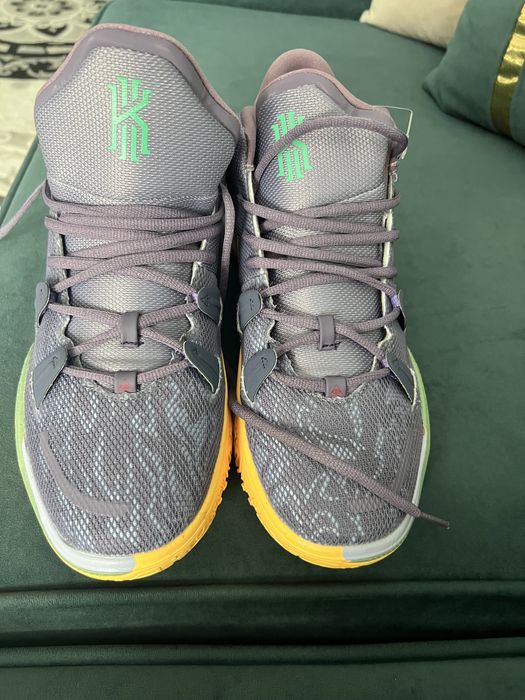 отличные баскетбольные Кроссовки Nike 12000