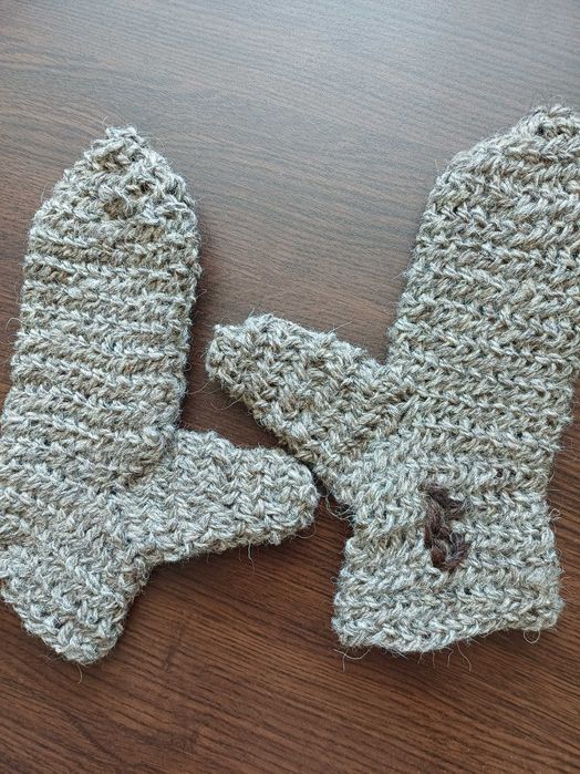 Вълнени Шапки Нолбайндинг/Nalbinding, Ръкавици и Чорапи.