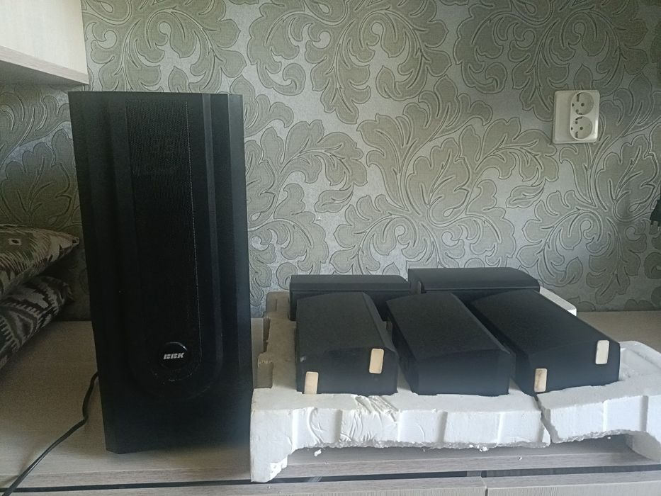 Домашний кинотеатр BBK  колонки