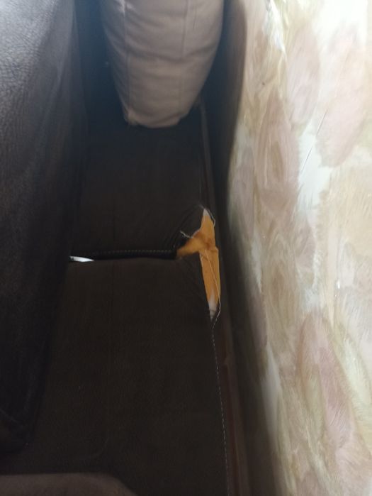 Диван в хорошем состоянии