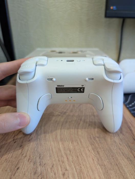Геймпад 8BitDo Ultimate 2 Bluetooth Controller