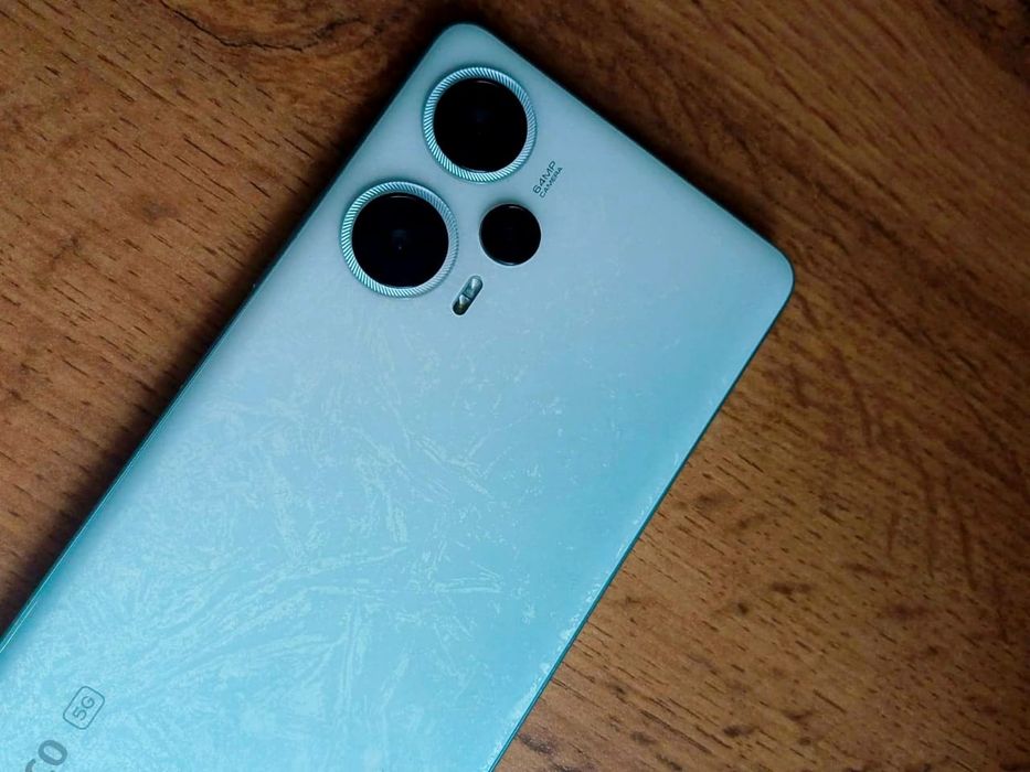 Обменяю POCO F5 256