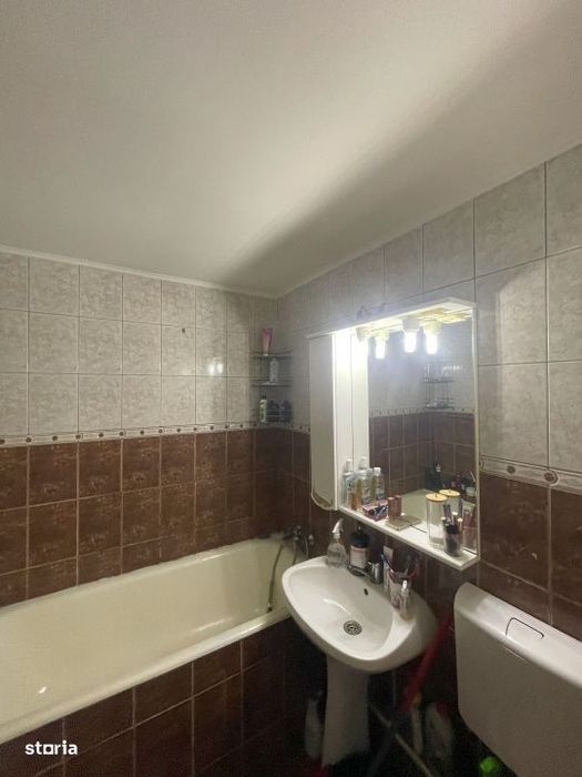 Apartament de 3 camere, 64 mp, parter, balcon, iesire gradina