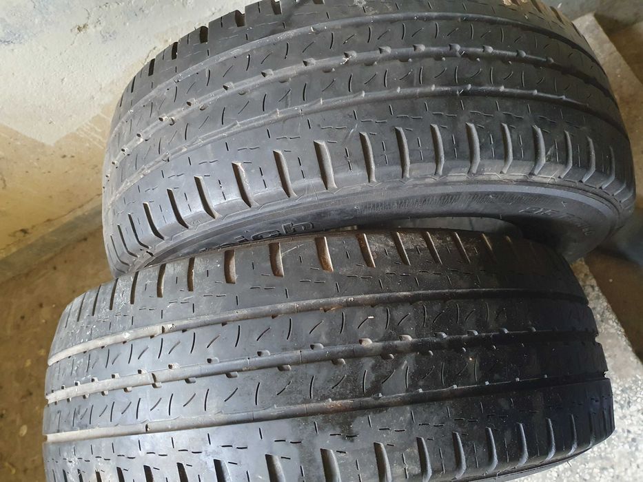 Две  гуми за бус,ван-215/60/16С