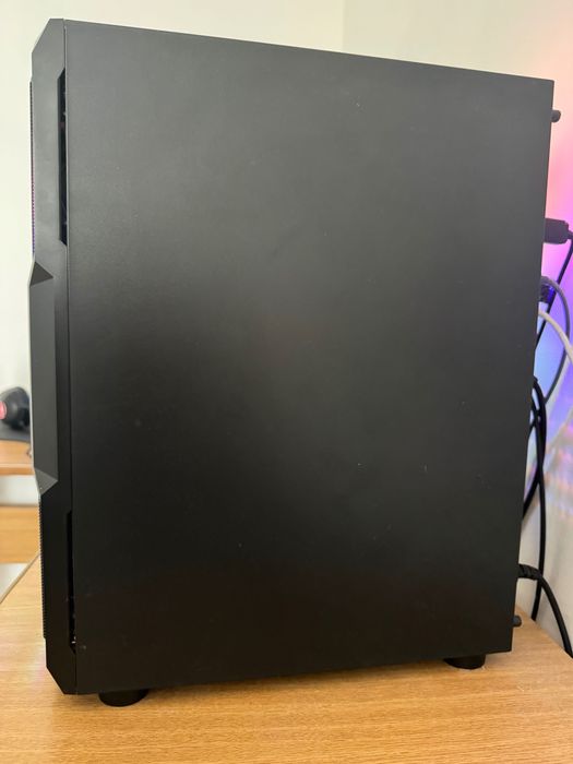 PC Gaming RTX 4060 Ryzen 5 7500F 32GB DDR5 SSD 1TB