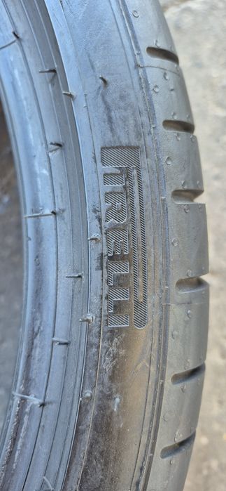 2 anvelope vara runflat Pirelli 275/30/20,dot 2022.Pretul este pe bucata
