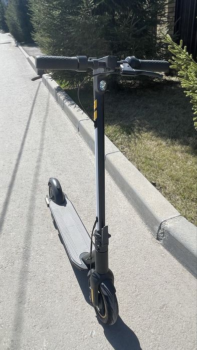 Продам самокат NineBot G30