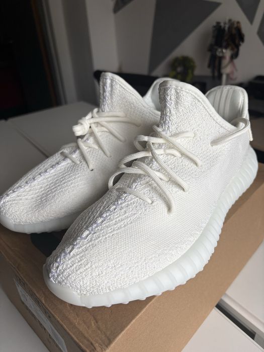 Adidas Yeezy Boost 350 V2 Cream White - Mărimea 44