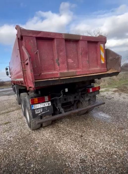 Mercedes-benz actros 8x4