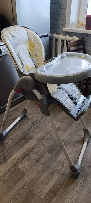 Продам стульчик для кормления